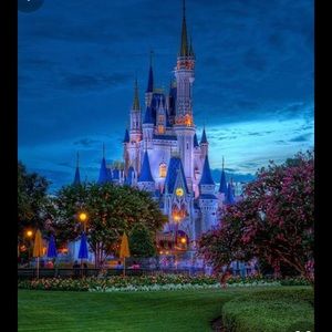 Meet your Posher, Carolina